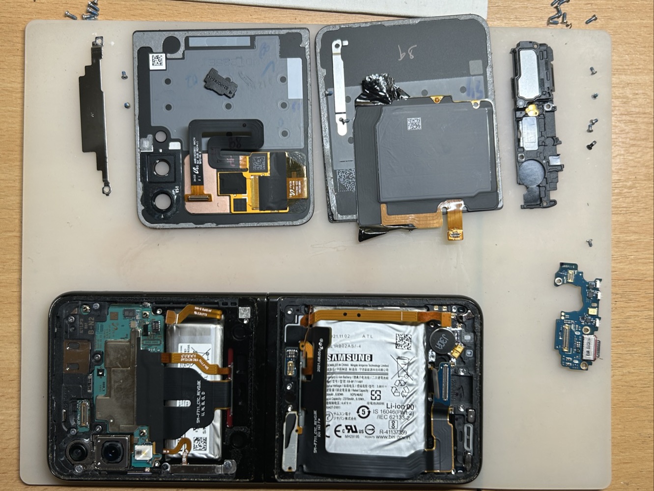 MOMO GSM üzlet és szerviz