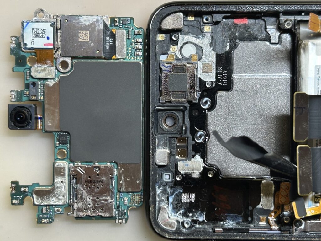 MOMO GSM üzlet és szerviz
